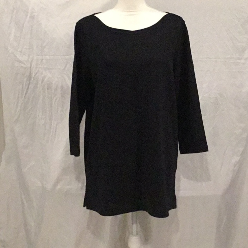 GA2) Brand new women’s long-sleeve shirt